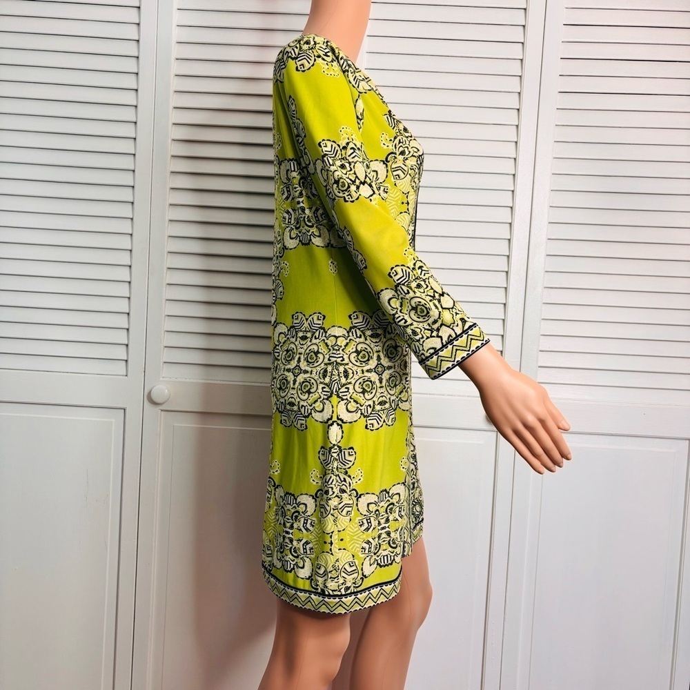 BCBGMAXAZRIA Lime Green Dress Size Medium - Picture 3 of 6